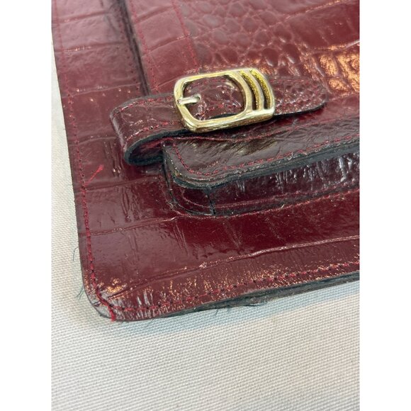 Vintage Burgundy Croc Embossed Leather Handbag Gold Hardware Top Handles Elegant - Picture 3 of 13
